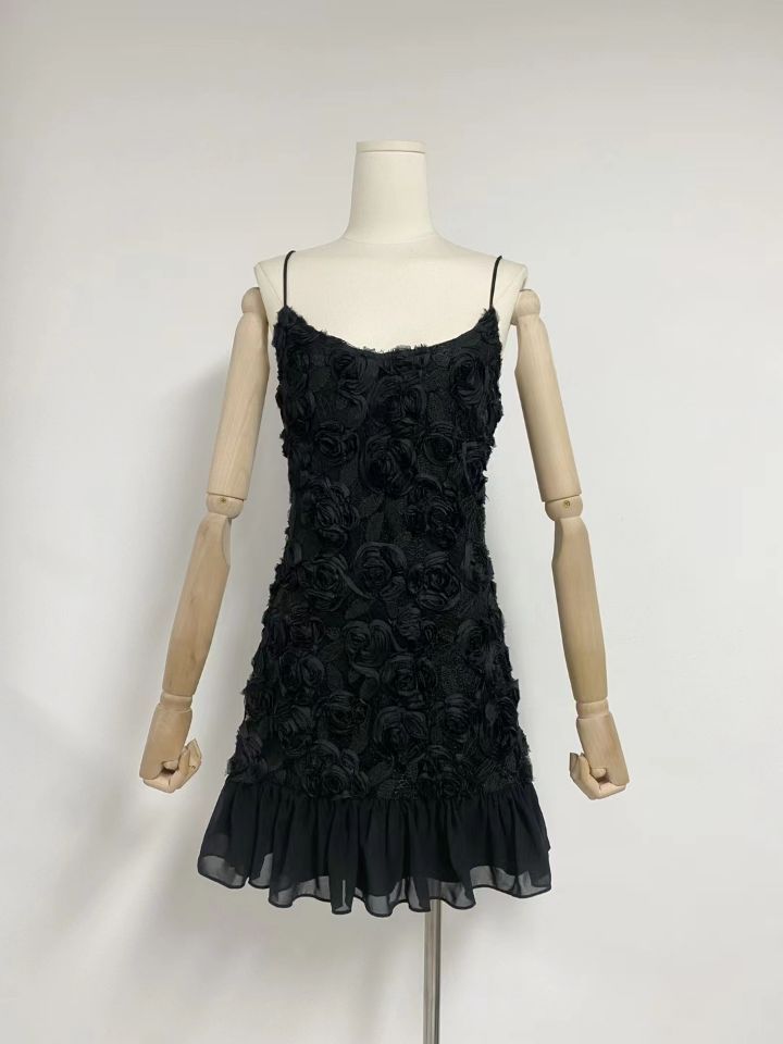 Three-dimensional Rose Splicing Sling Dress
