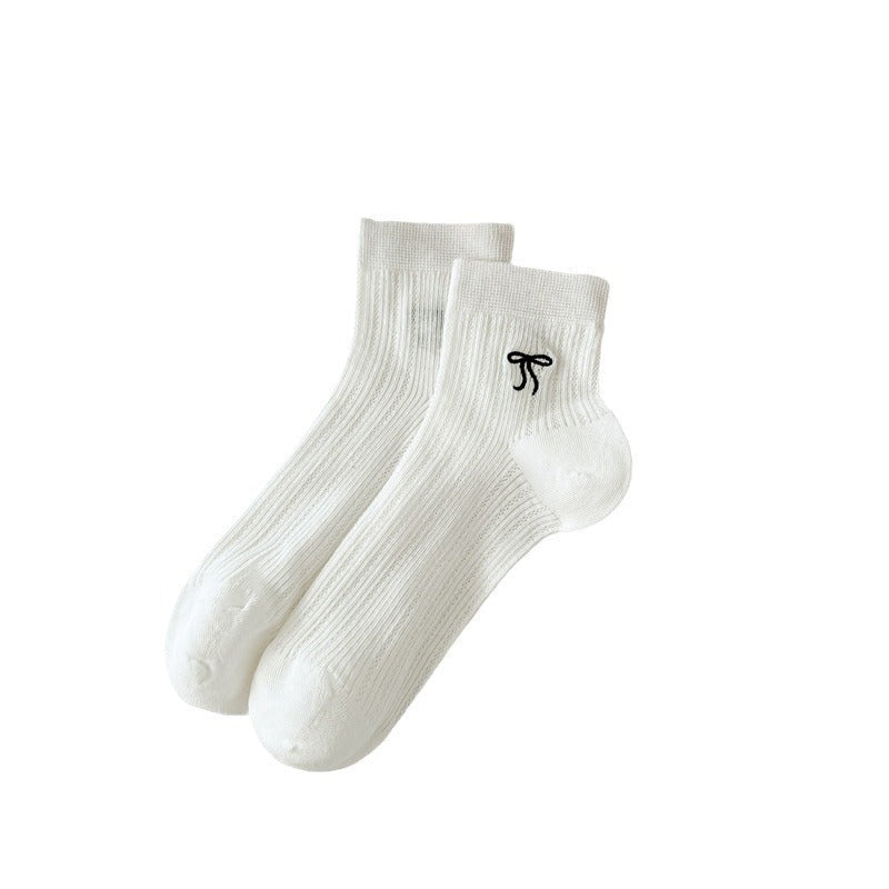 Feminine Bow Embroidered Short Thin Socks