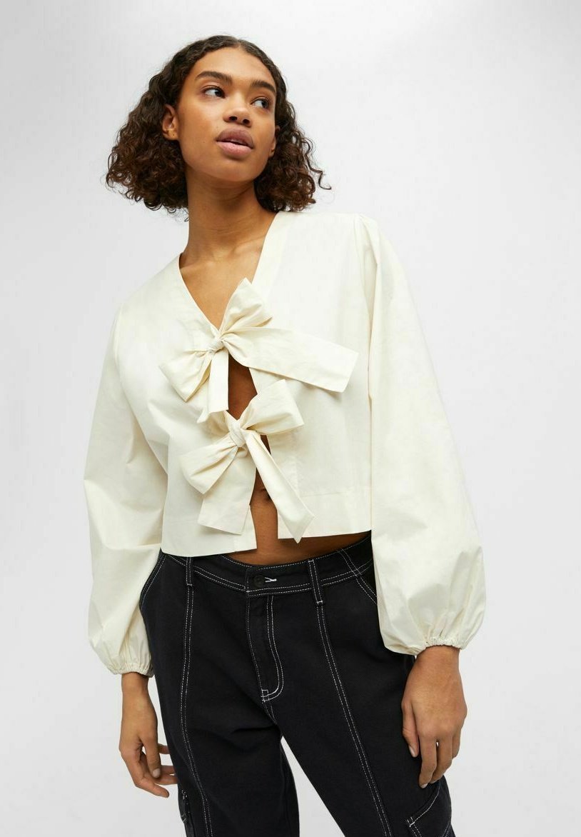 Fashion Inside-out Wear Bow Solid Color Pleating Long Sleeve Top