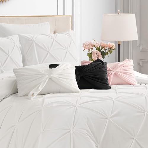 Juicy Couture Rectangle 1-Piece Living Room and Bedroom Décor, Decorative Accent, Premium Reversible Throw Pillow