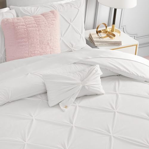 Juicy Couture Rectangle 1-Piece Living Room and Bedroom Décor, Decorative Accent, Premium Reversible Throw Pillow