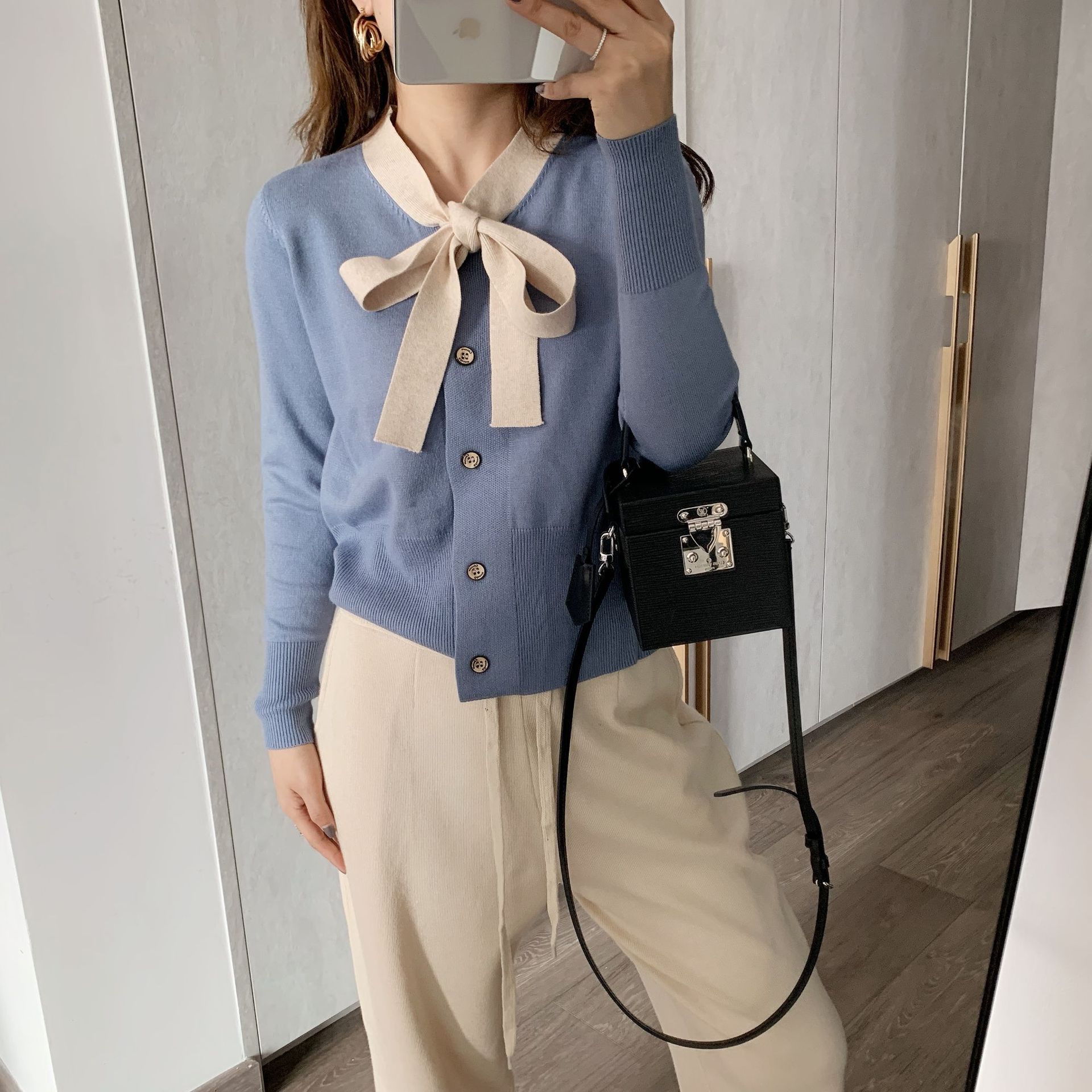 Women's Bow Knit Top