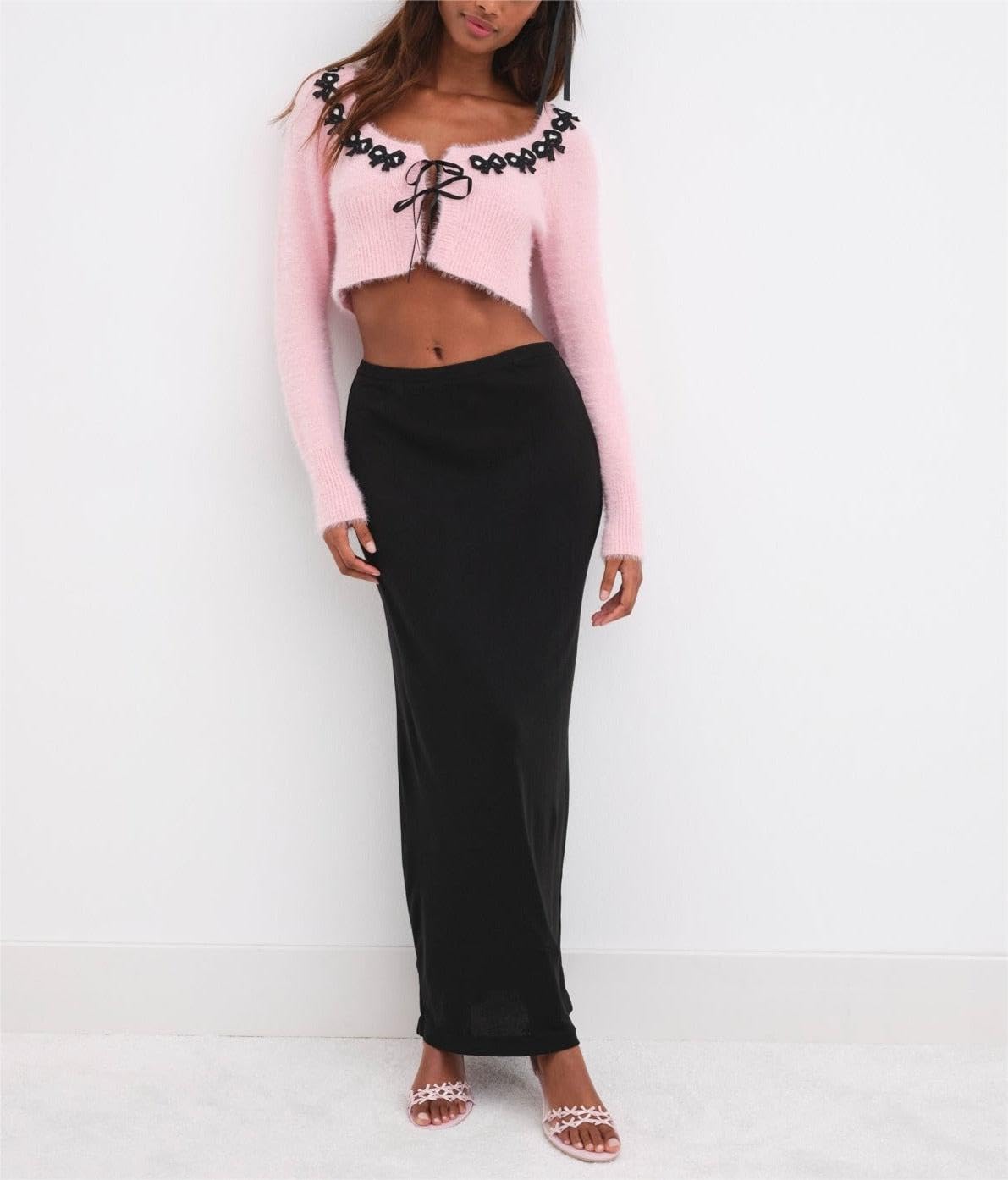 Women Y2k V Neck Sweater Retro Low Cut Long Sleeve Pullover Top E-Girl Cute Solid Loose Fit Lace Up Going Out Jumper