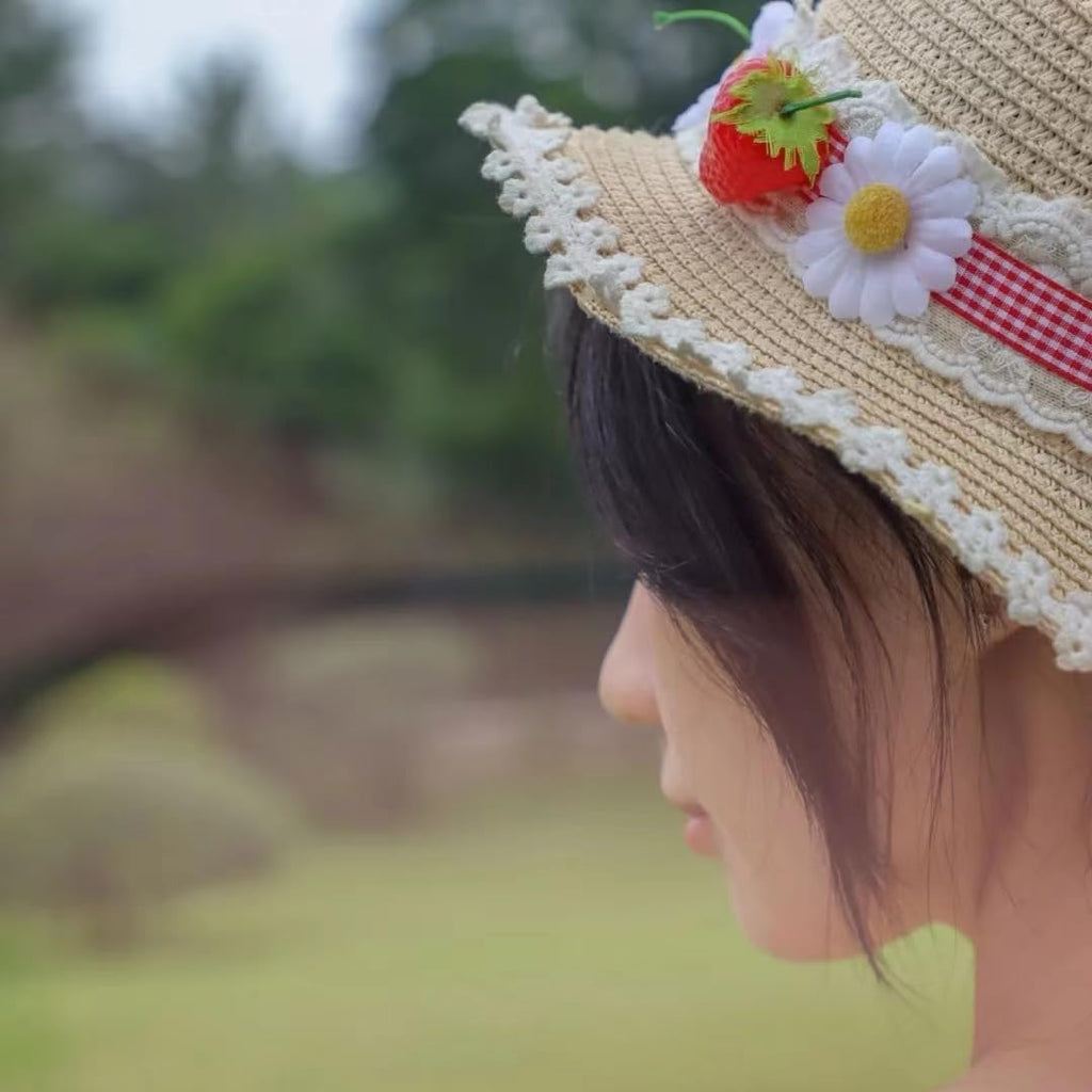 Lolita Strawberry Straw Hat for Women Teens Summer Outdoor Fashionable Wide Brim Beach Sun Hats UV Protection