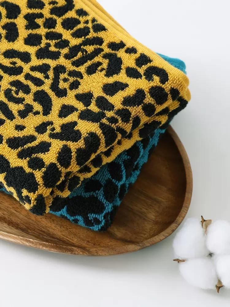 Premium 3 Piece Leopard Bath Towel Set / 1 Bath Towel 1 Hand Towel 1 Washcloth, Quick-Drying, 100% Cotton