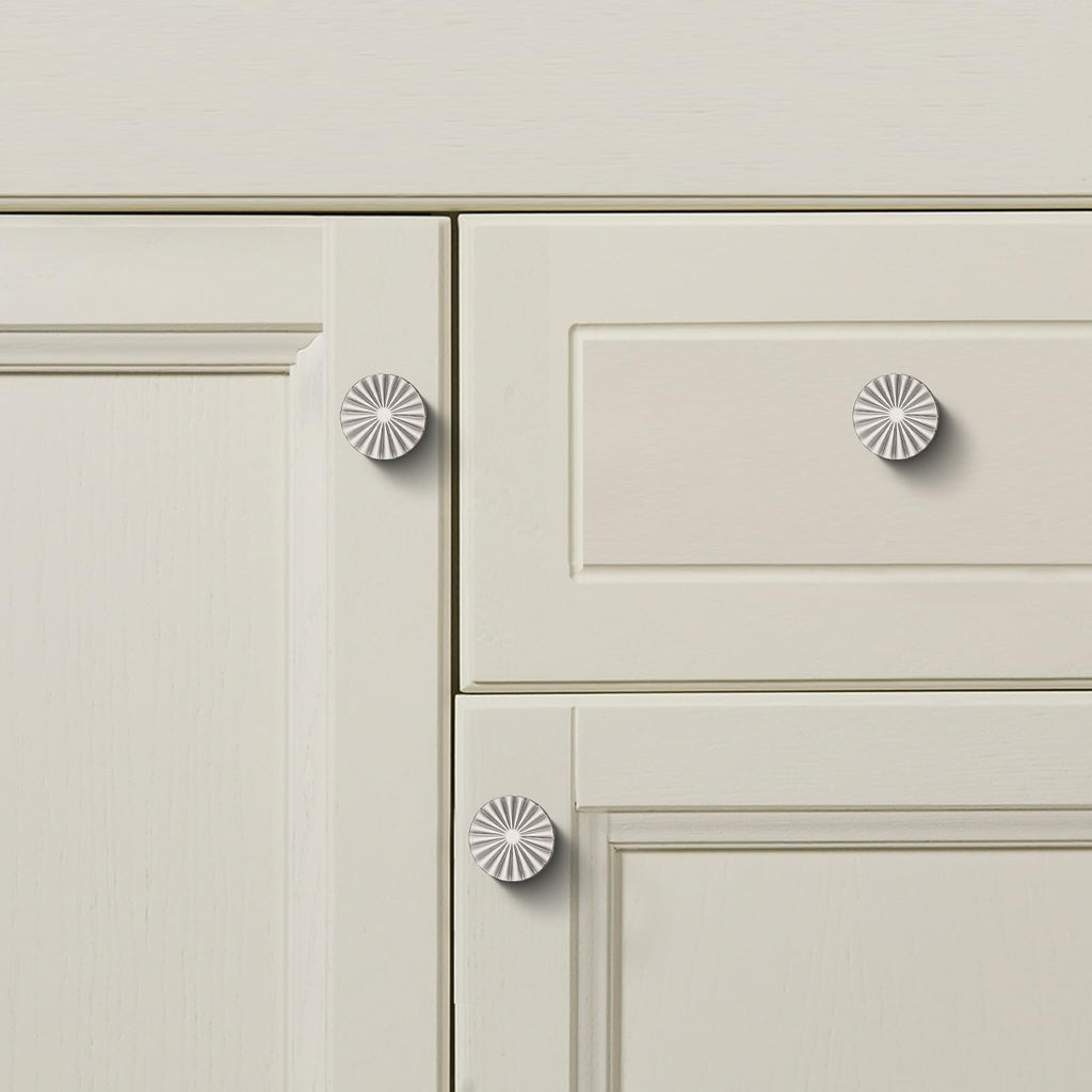 Gold Cabinet Pulls Cup Flat Drawer Handles Sunflower Handle Unique Hardware for Furniture Door Wardrobe Hardware