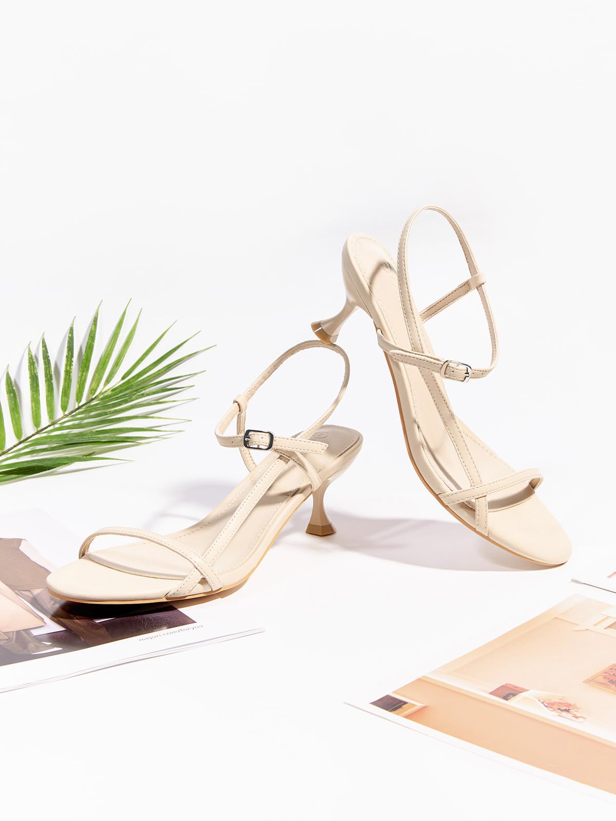 Women's Strappy Heeled Sandals Kitten Low Heel Open Toe Ankle Strap Shoes