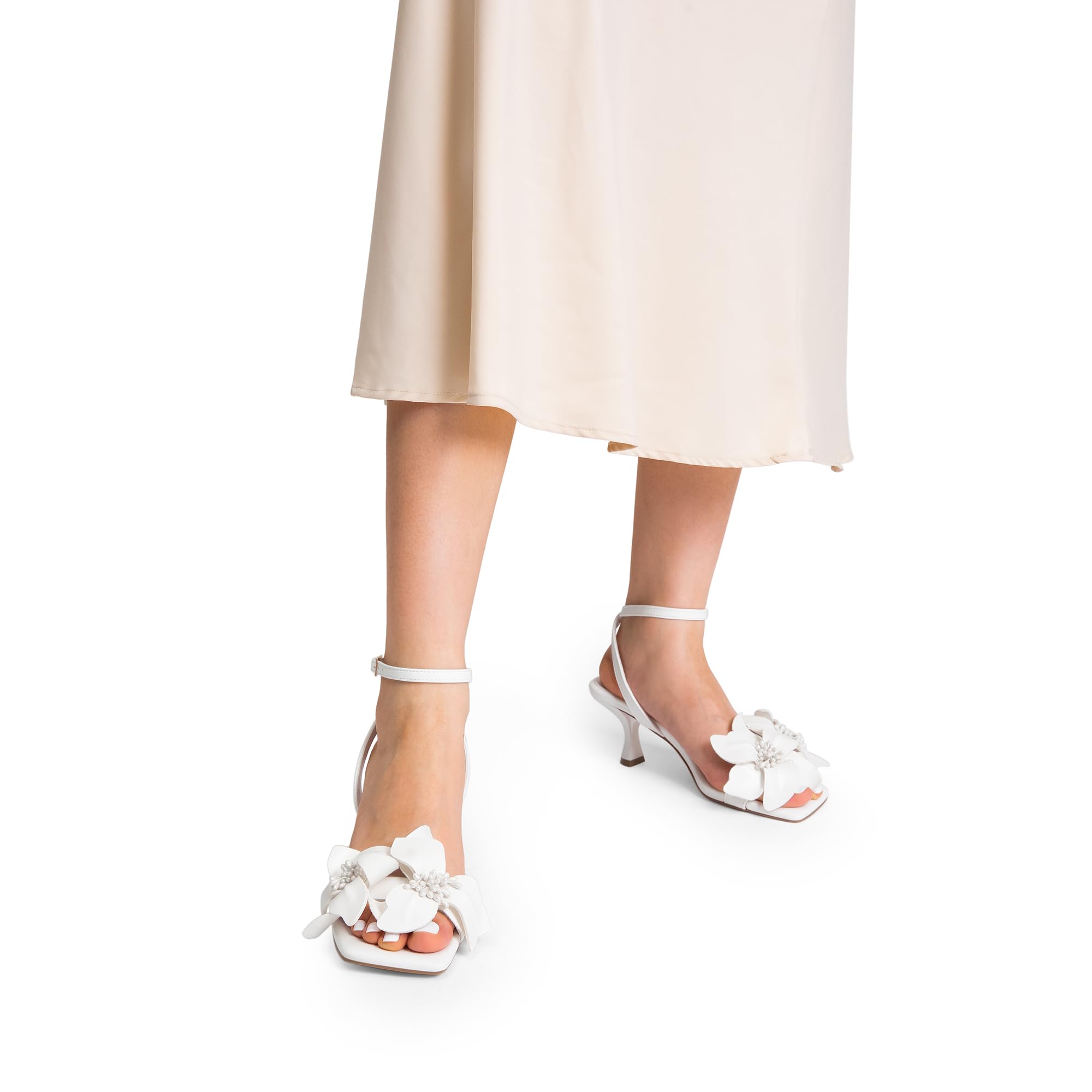 Women's Flower Wedding Heels Cute Square Toe Slingback Low Kitten Heels Sandals with Ankle Strap