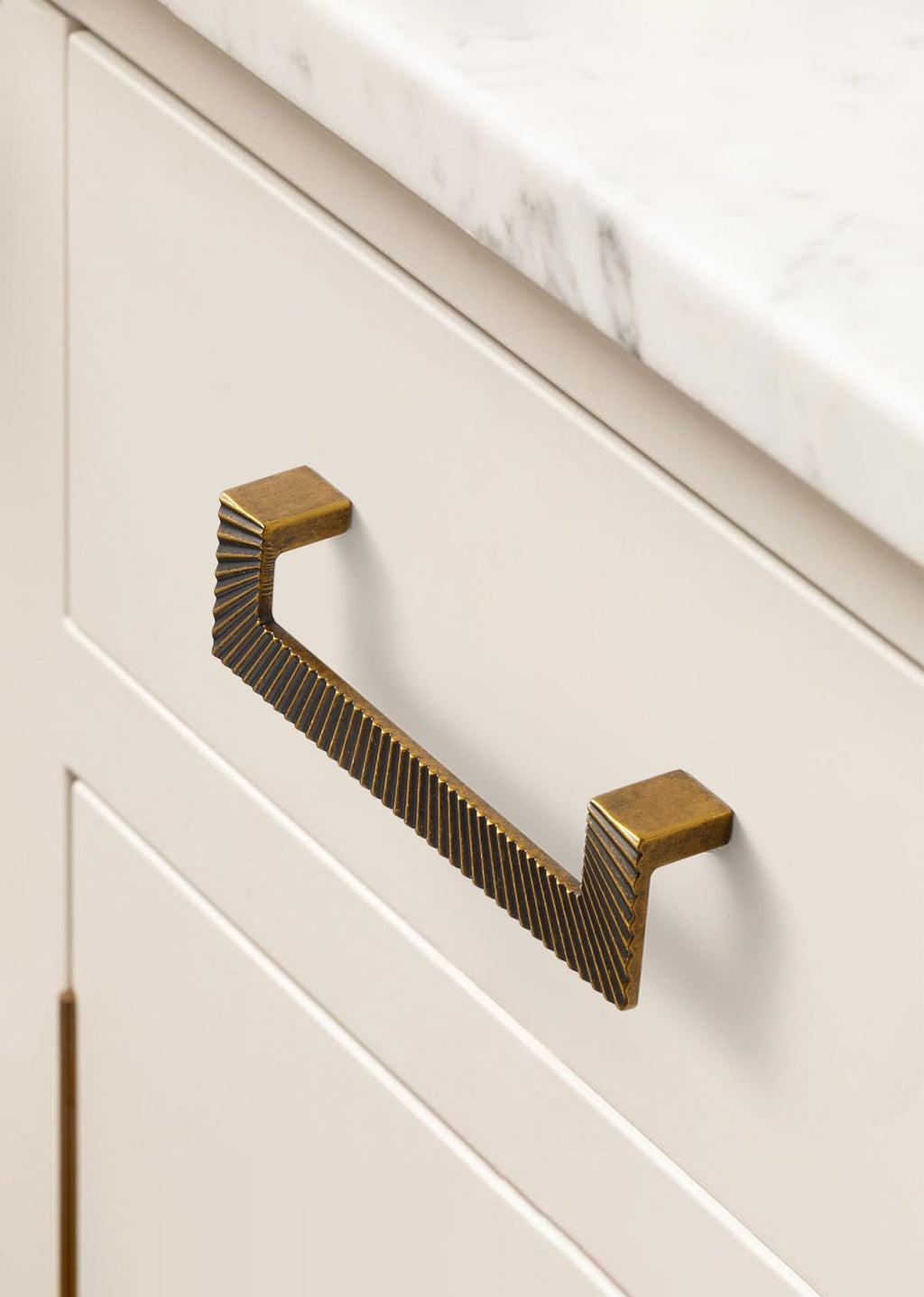 Cabinet Pulls 3-3/4" Hole Center Drawer Pulls Handles Hardware