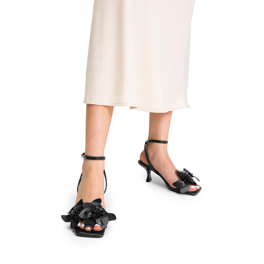 Women's Flower Wedding Heels Cute Square Toe Slingback Low Kitten Heels Sandals with Ankle Strap