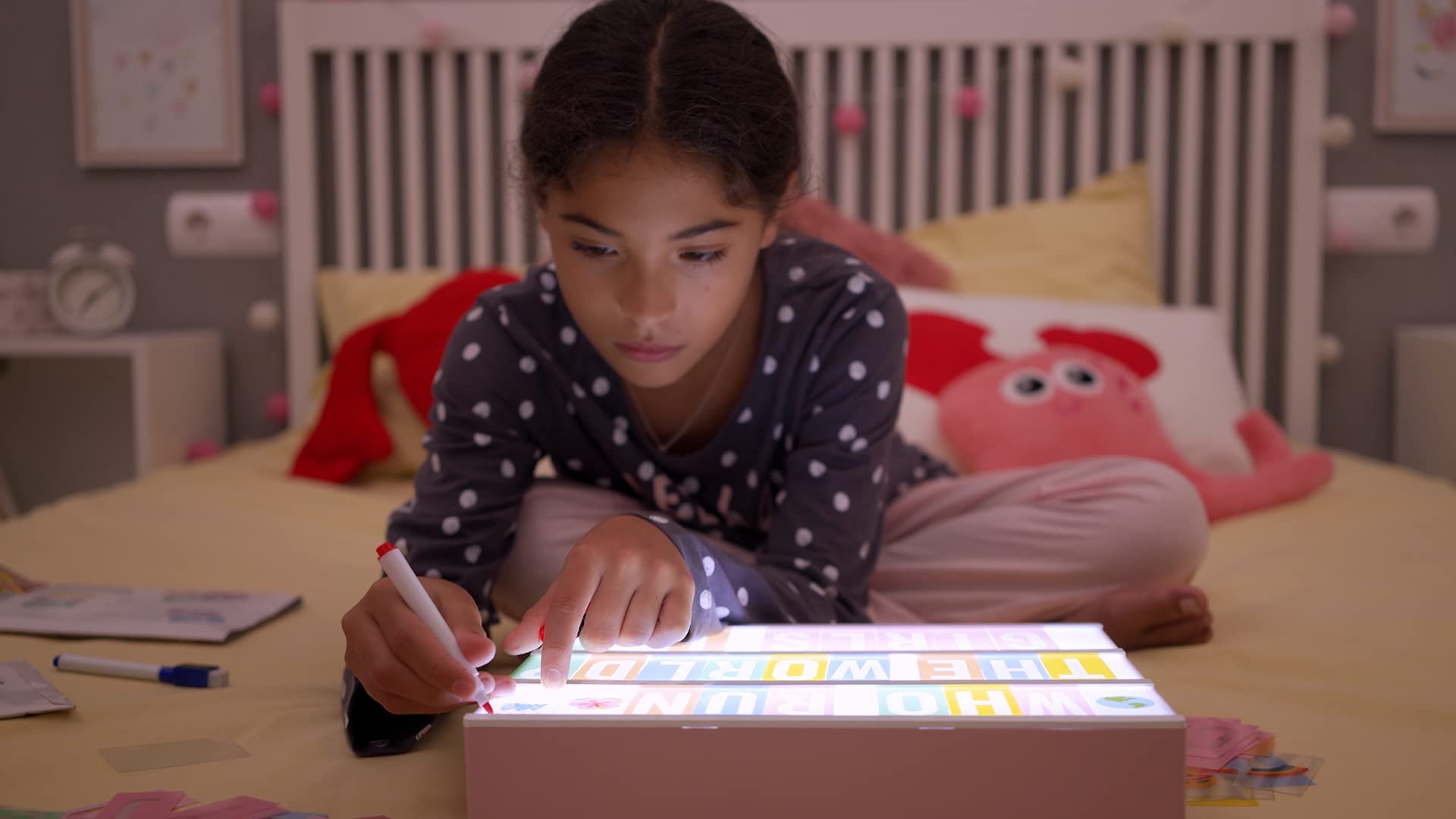 Light Box â€?400 Letters & Emojis, LED Sign for Home & Office Decor, Gifts for Women & Girls