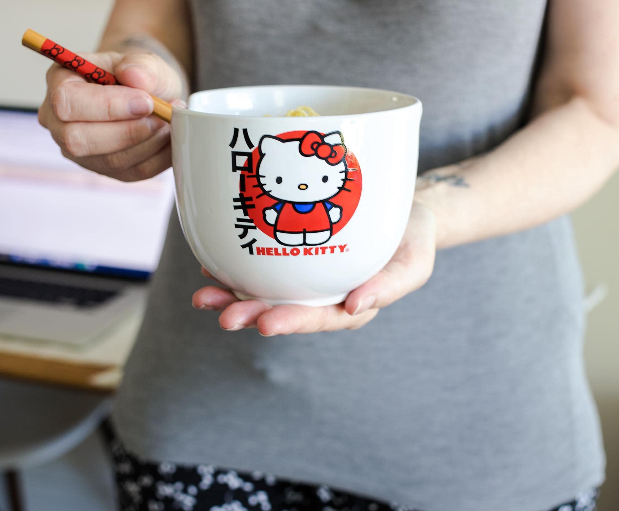 Ceramic Sanrio Hello Kitty Ramen Noodle Rice Bowl with Chopsticks, Microwave Safe