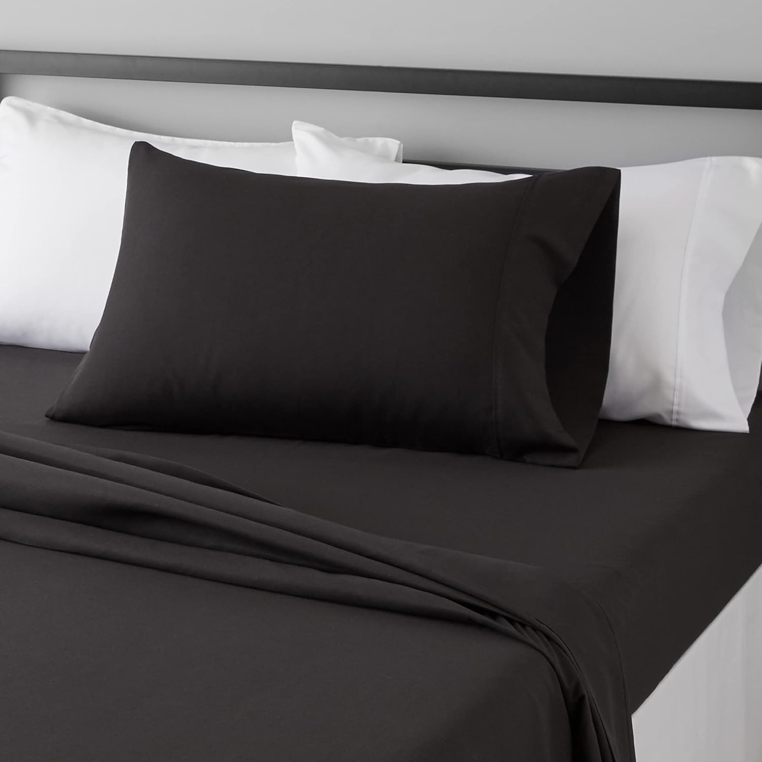 Lightweight Super Soft Easy Care Wrinkle Free Microfiber 3 Piece Bed Sheet Set with 14-Inch Deep Pockets Bedding