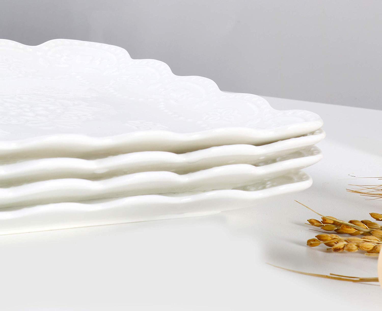 Elegant Square Embossed Lace Plate Bone China Dessert Plate Ceramic Plate Afternoon Tea