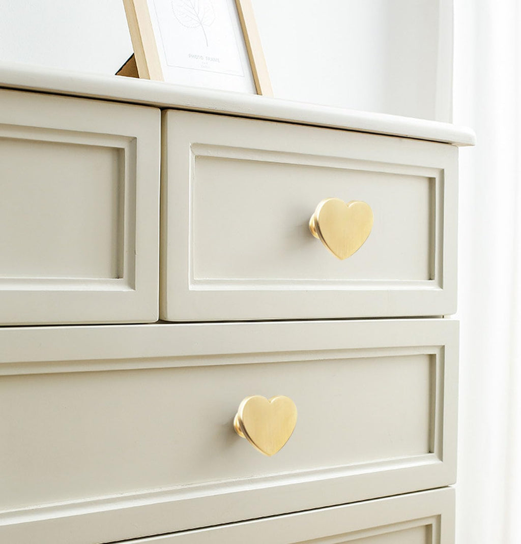 Brass 6 Pcs Drawer Knobs Drawer Pulls Handles Heart-Shaped Gold Cabinet knobs, Suitable for Bathroom Drawer Kitchen Door Pulls Handles Heart-Shaped Handles
