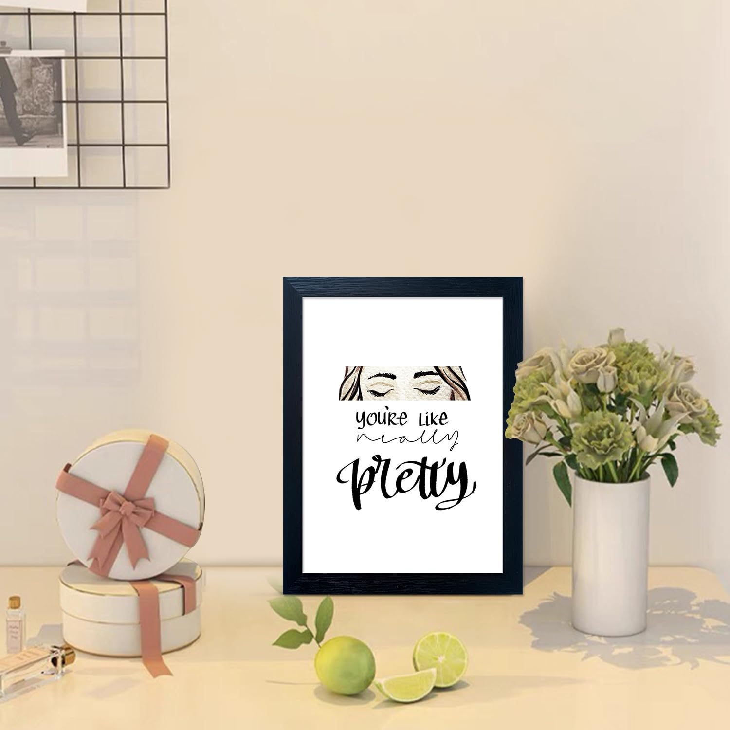 Pink Makeup Room Wall Art Fashion Canvas Wall Art Beauty Room Decor Art Pink Lips Canvas Artwork Trendy Girly Wall Art Women Bedroom Bathroom Decor Print