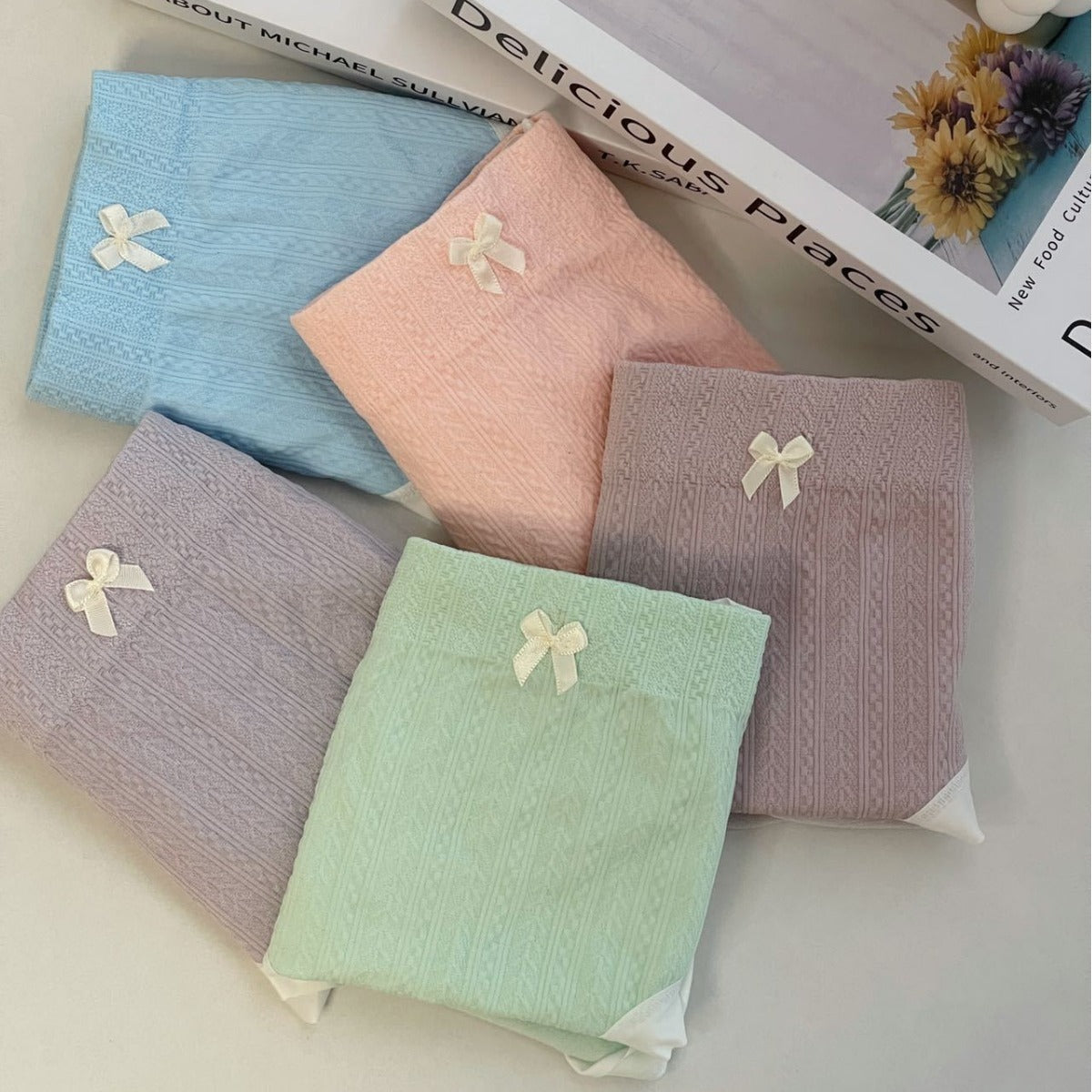 Women's 5-Piece Gift Box Bowknot Hip-lifting Briefs