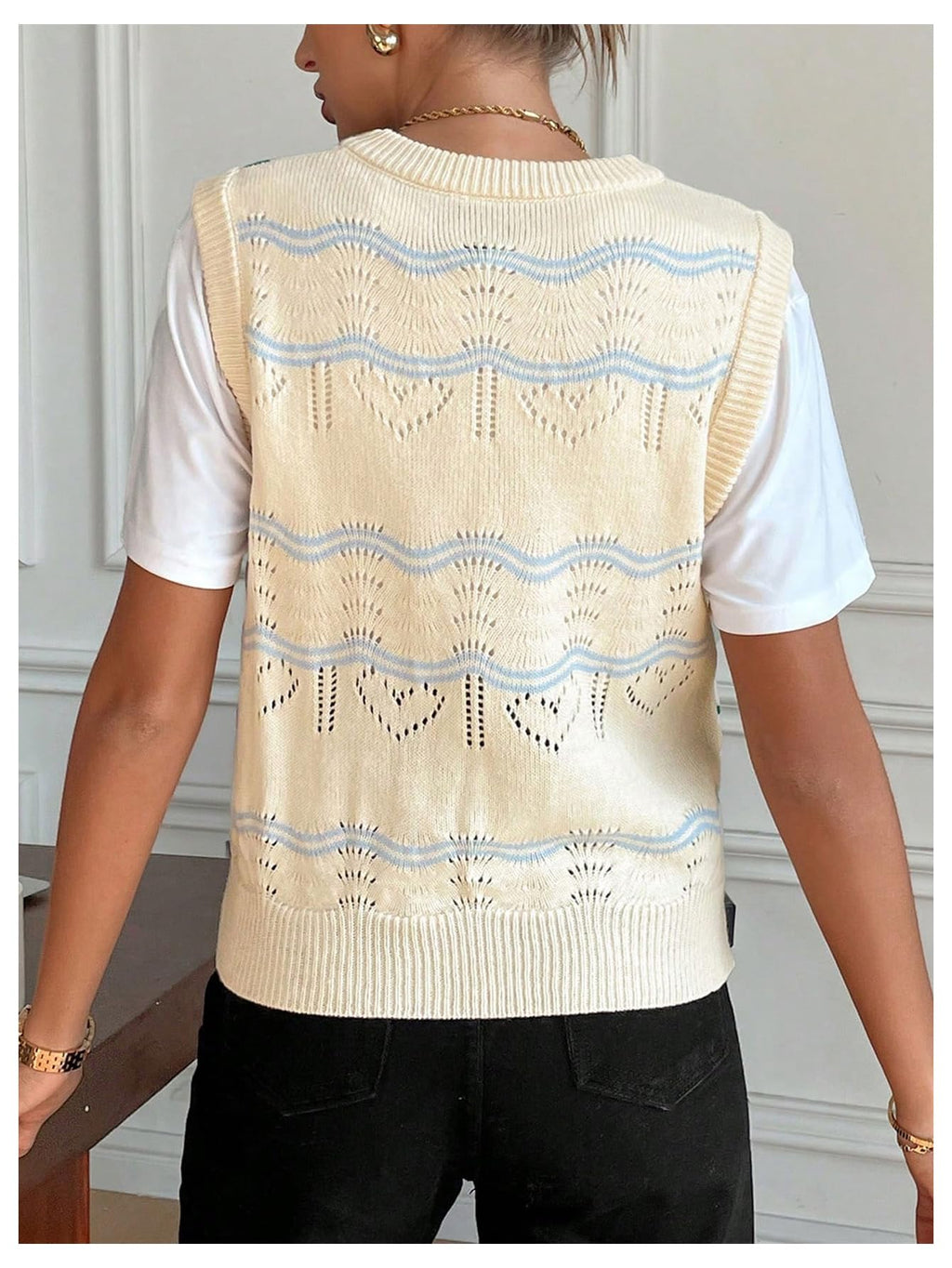 Women's Strawberry Crew Neck Sleeveless Sweater Vest Knit Cute Knitwear