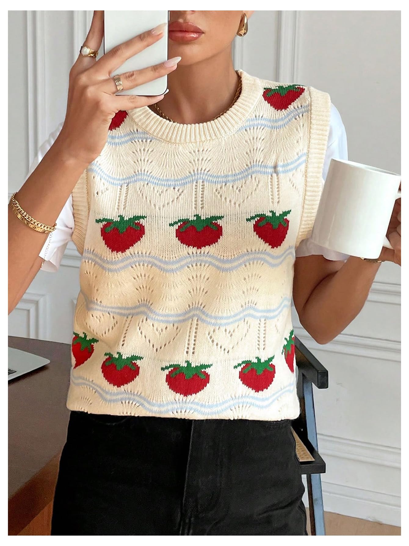 Women's Strawberry Crew Neck Sleeveless Sweater Vest Knit Cute Knitwear