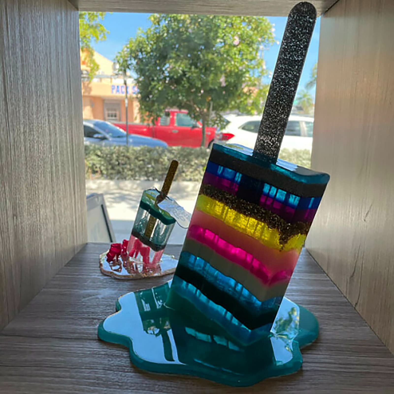 Melting Popsicle Sculpture - Creative Melting Ice Cream Resin Home Decor