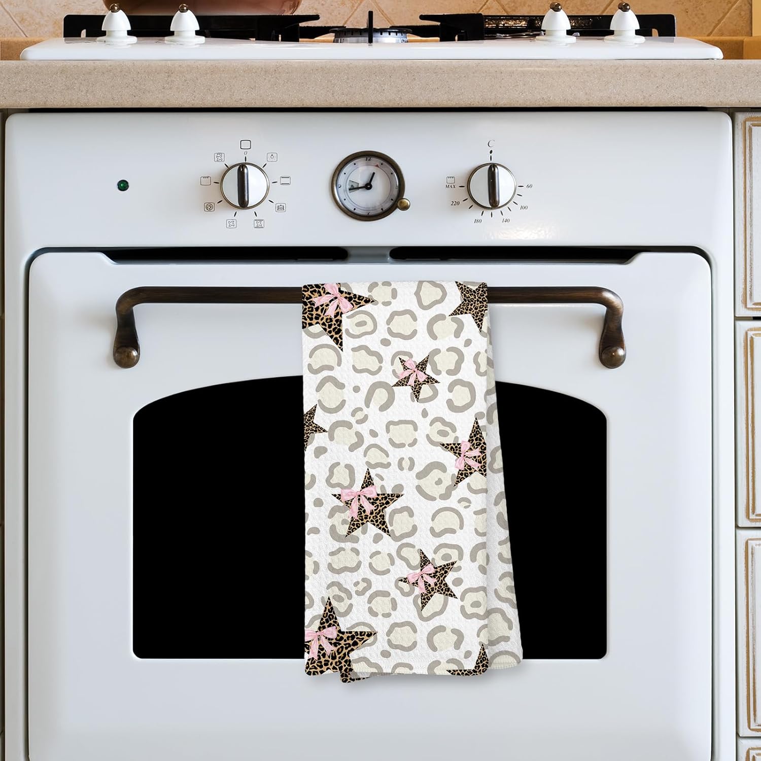 Retro Leopard Kitchen Towels, Coquette Pink Bow Cheetah, 16x24 Inch