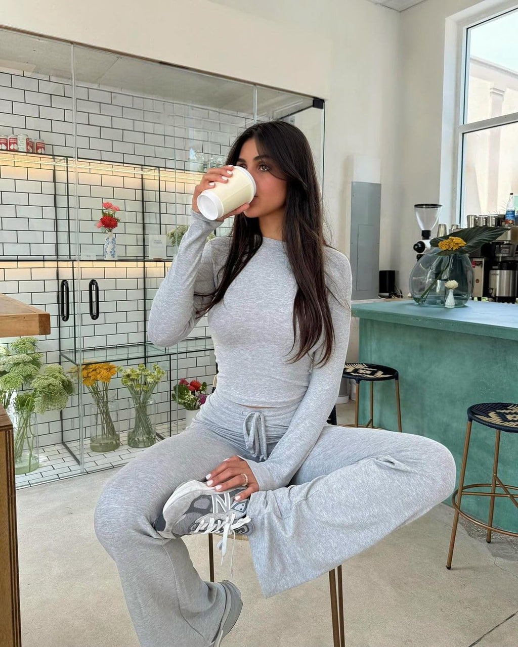 Two Piece Sets for Women Long Sleeve Tops Lounge Set Drawstring Wide Leg Pants Matching