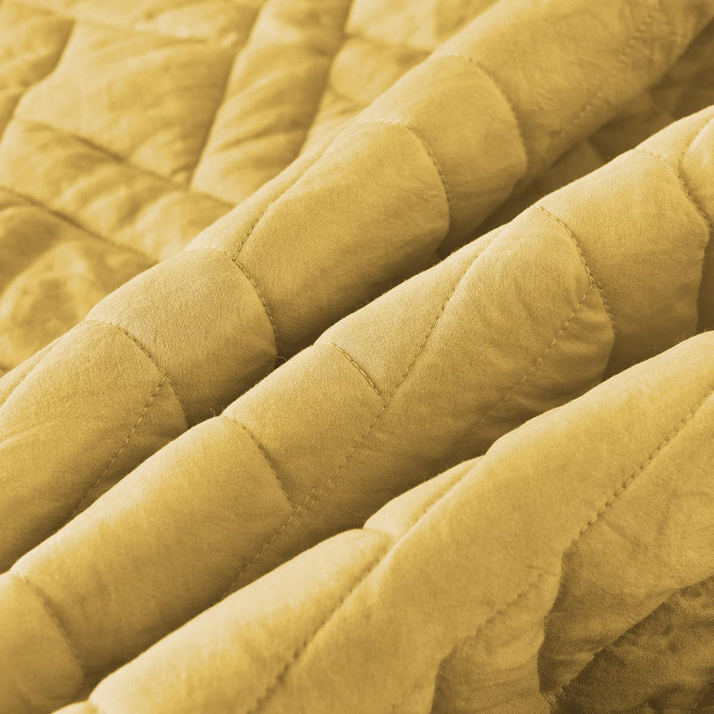 Quilt Size Lightweight Quilt for Summer Ultra-Soft Microfiber Modern Style Quilted Clouds Pattern Bedspread Quit Set 3 Pieces(1 Quilt and 2 Pillow Shams)