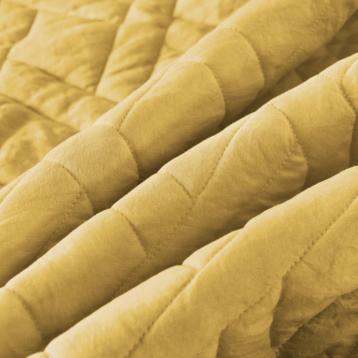 Quilt Size Lightweight Quilt for Summer Ultra-Soft Microfiber Modern Style Quilted Clouds Pattern Bedspread Quit Set 3 Pieces(1 Quilt and 2 Pillow Shams)