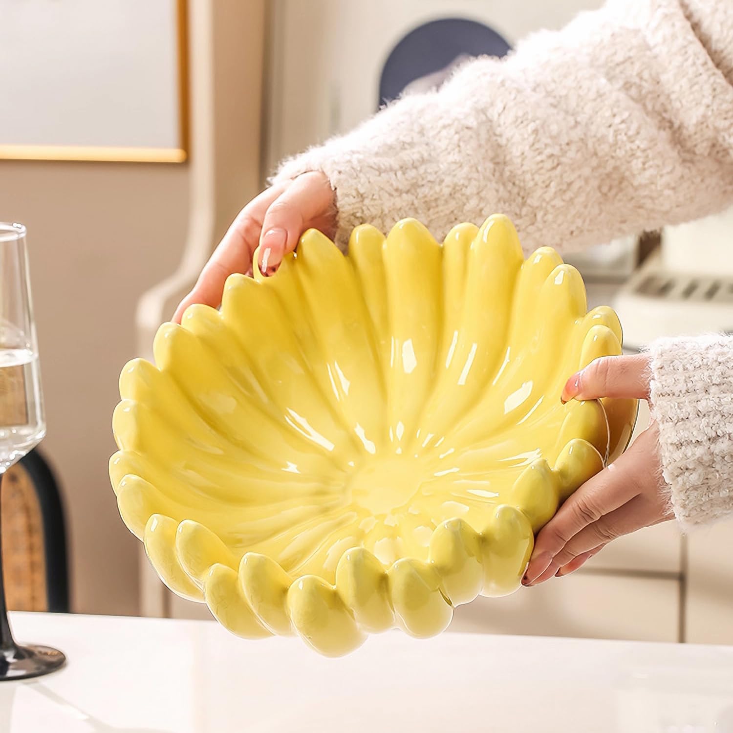 Ceramic Decorative Bowl Banana-Shaped Fruit Bowl