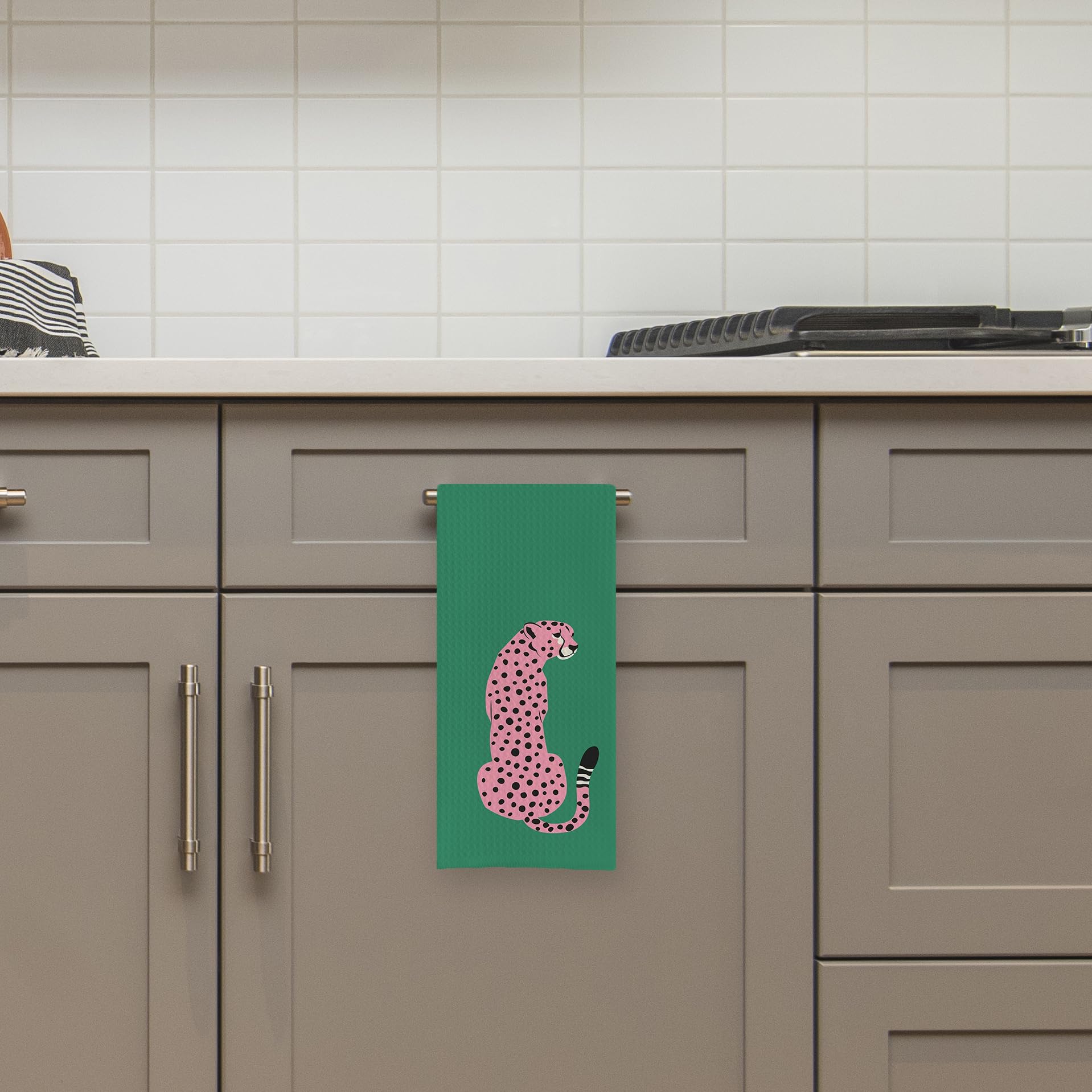 Preppy Cheetah Leopard Waffle Weave Kitchen Dish Towel Cloth Decor, Preppy Bathroom Decor (24x16inch)