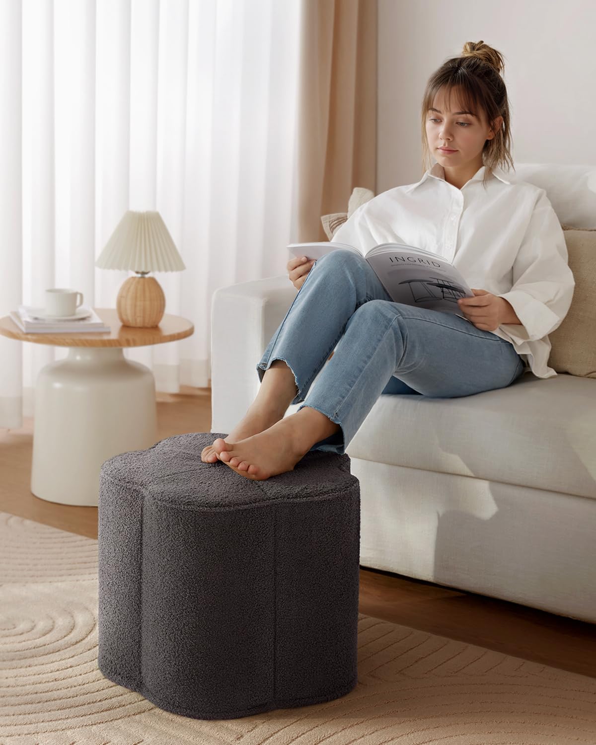 Flower Pouf Ottoman, Comfy Floral Ottoman for Living Room, Bedroom, Charm Floor Pouf for Home Decor, Full Foam Filling Foot Rest for Couch