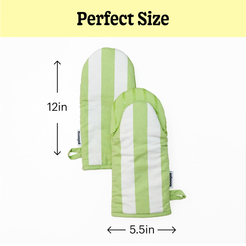 Modern and Cute Cotton Kitchen Mittens with Non-Slip Silicone Grips and Hanging Loops