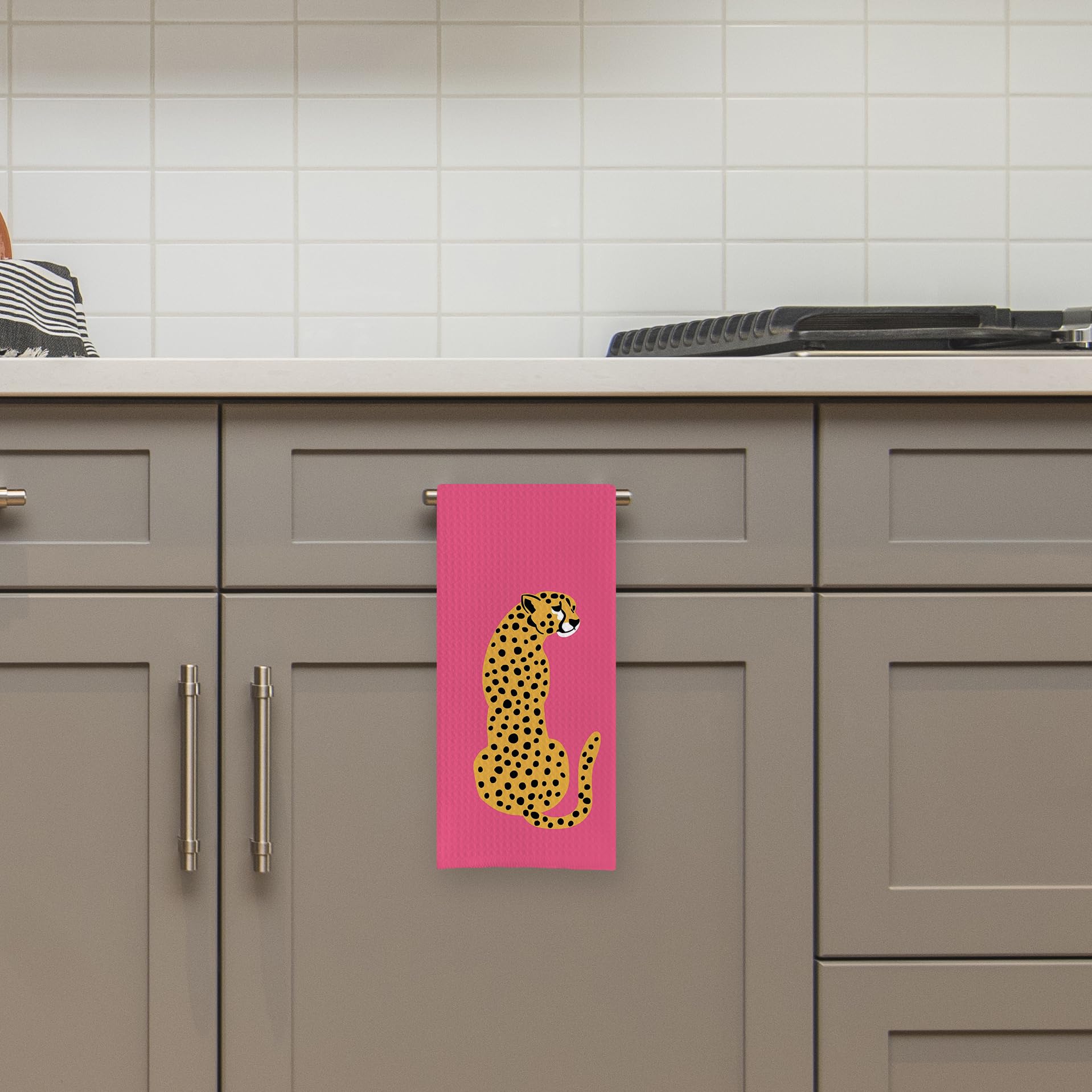 Preppy Cheetah Leopard Waffle Weave Kitchen Dish Towel Cloth Decor, Preppy Bathroom Decor (24x16inch)