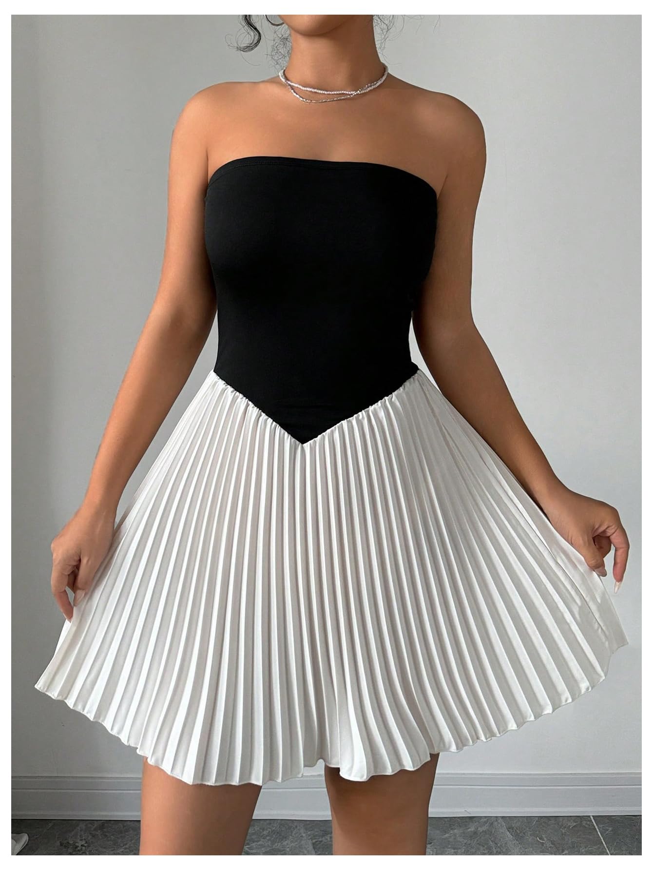 Women's Colorblock Strapless Tube Top Dress Backless Ruffled Pleated A Line Mini Dresses