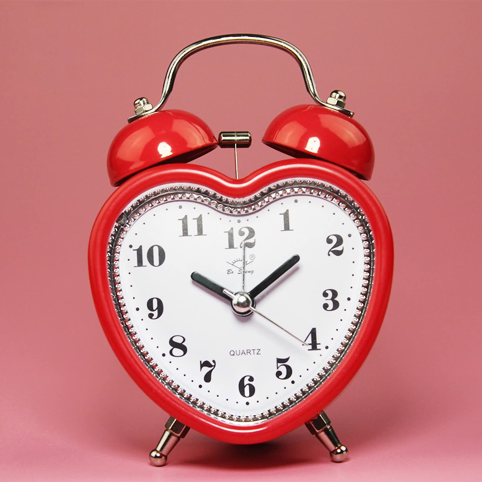 Cute Heart Shapes Twin Bell Loud Alarm Clock Silent Analog Quartz Nightlight Tableclock Battery Operated for Kids, Seniors, Heavy Sleepers, Decorations for Bedroom, Living Room 3 Inches