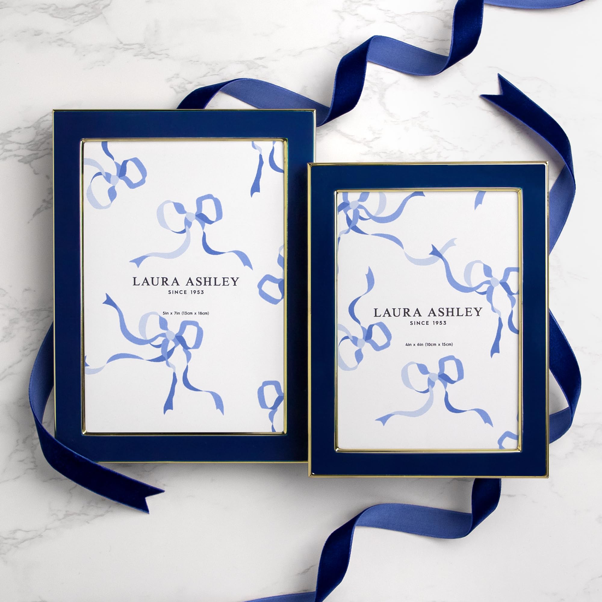 Enamel Picture Frame - Metal Edge with Easel, for Countertop, Counterspace, Tabletop Display, Bookshelf, Desk, Wall Décor, Photo Gallery