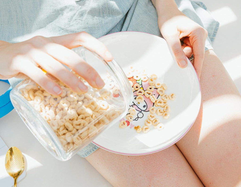 Sanrio My Melody Cupcake 9-Inch Large Ceramic Coupe Dinner Bowl For Serving Pasta, Salad, Cereal