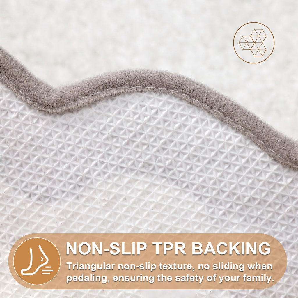 Cute Scalloped Bath Mat, Fun Plush Microfiber Scallop Bathroom Rugs Non Slip Washable Quick Dry Absorbent