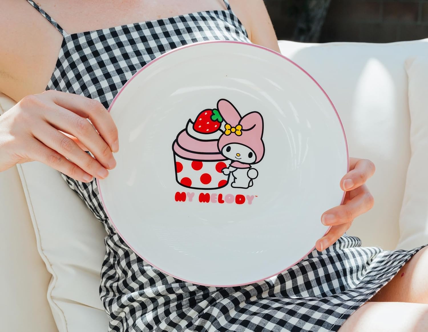 Sanrio My Melody Cupcake 9-Inch Large Ceramic Coupe Dinner Bowl For Serving Pasta, Salad, Cereal