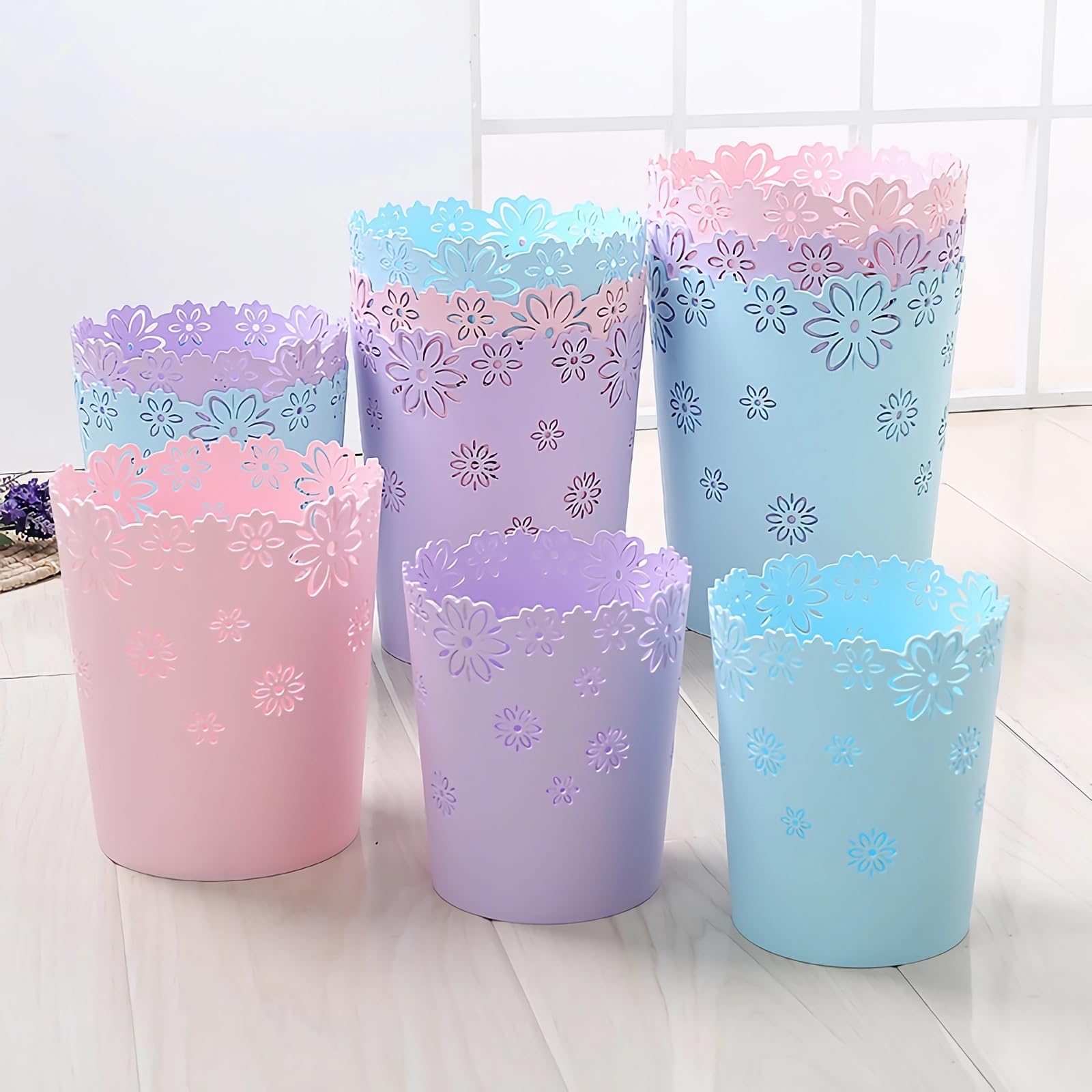 Mini Wastebasket Small Trashcan Room Decor Hollow Flower Shape Plastic Lidless Round Garbage Container Bin for Bathroom, Kitchen, Bedroom, Home Office, College Dormitory