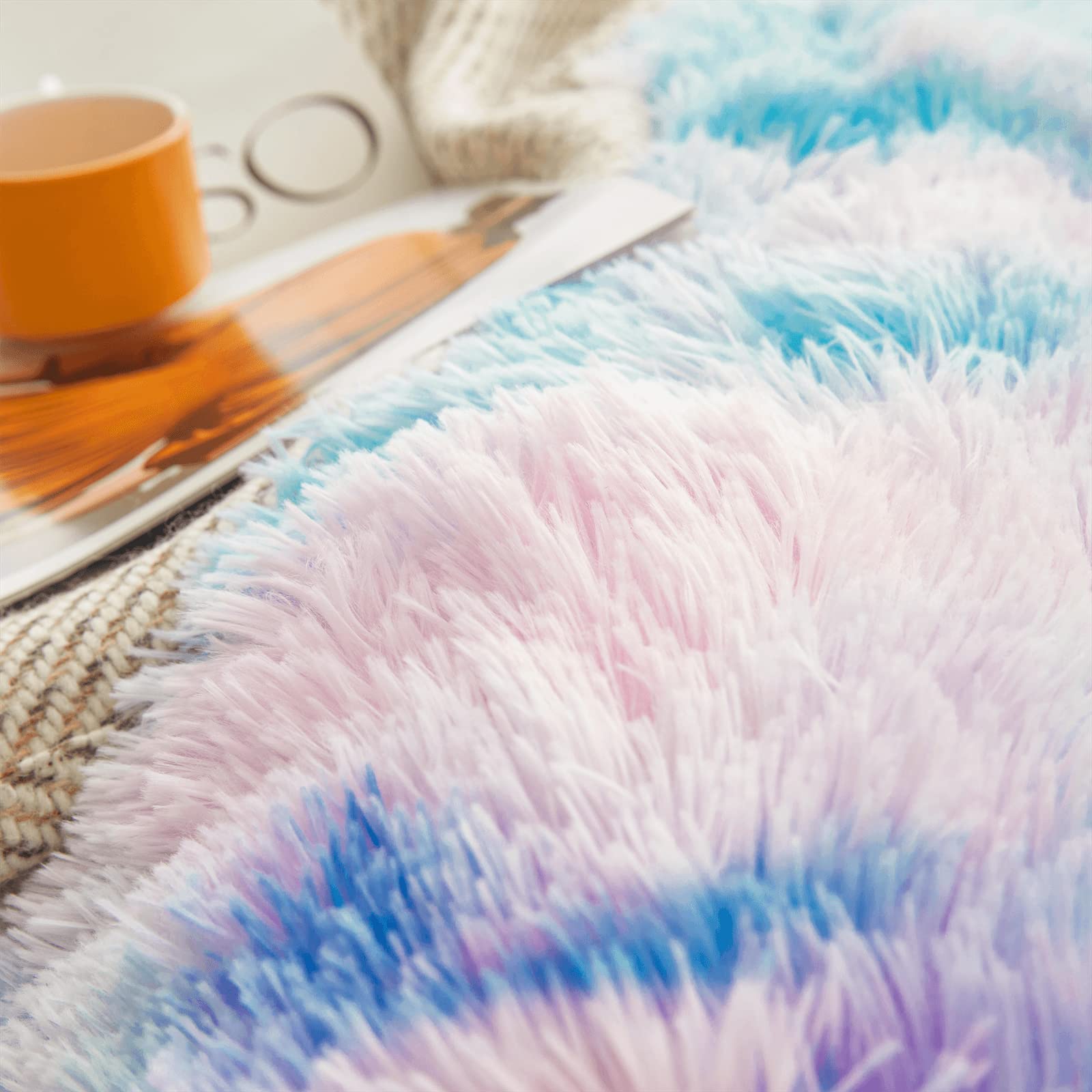 Fluffy Faux Fur Comforter Cover Set Queen - Ultra Soft Plush Bedding Sets 3 Pieces (1 Fluffy Duvet Cover + 2 Faux Fur Pillow case) Cute Bed Set