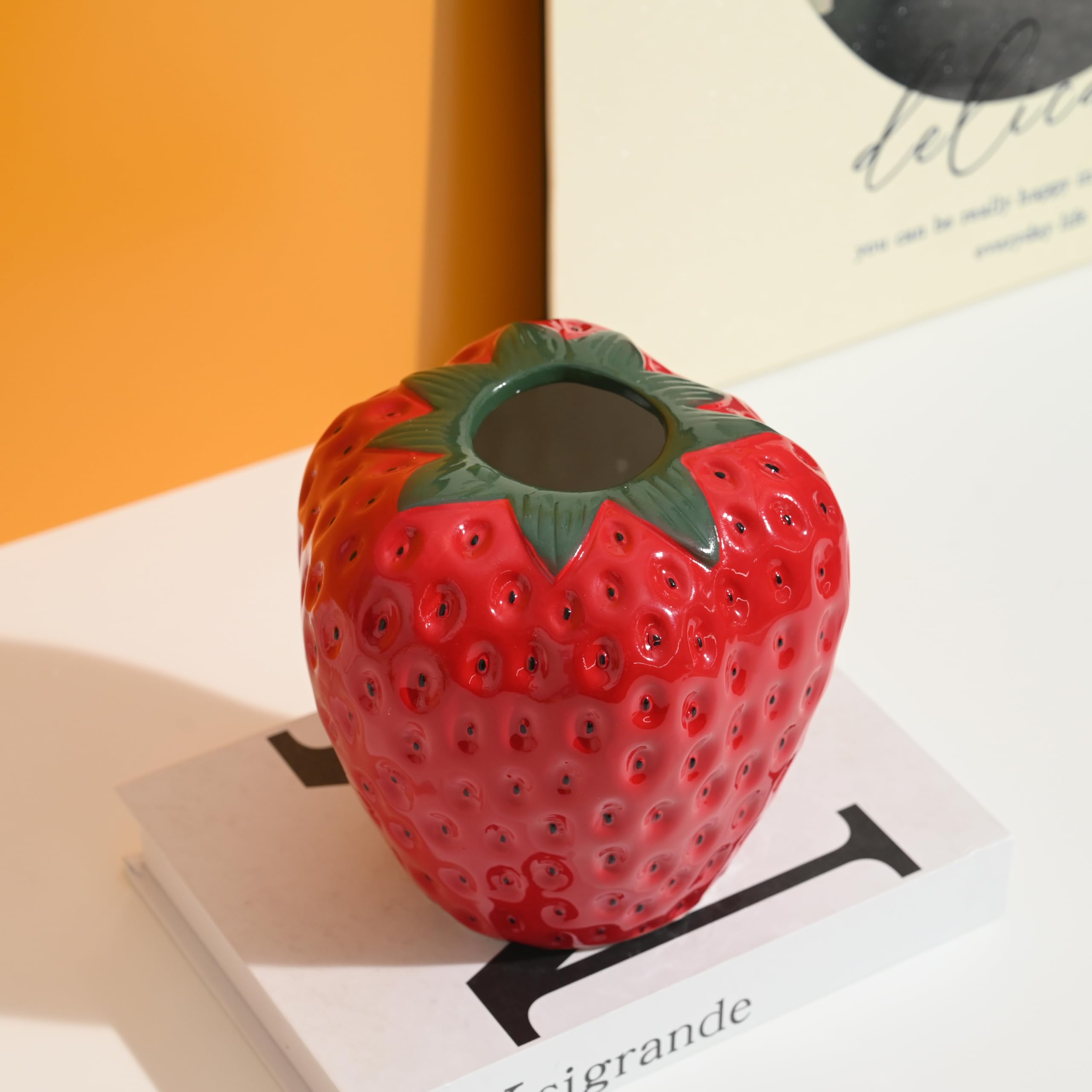 Strawberry Vase for Flowers, Dusty Pink Ceramic Fruit Vase, Strawberry Shaped Planter Pot with Green Leaves and Black Seeds Decor