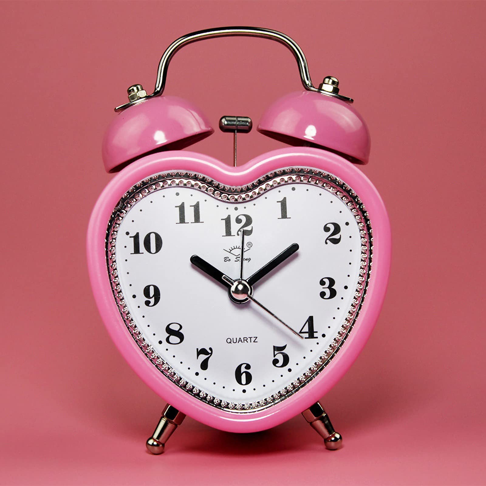 Cute Heart Shapes Twin Bell Loud Alarm Clock Silent Analog Quartz Nightlight Tableclock Battery Operated for Kids, Seniors, Heavy Sleepers, Decorations for Bedroom, Living Room 3 Inches