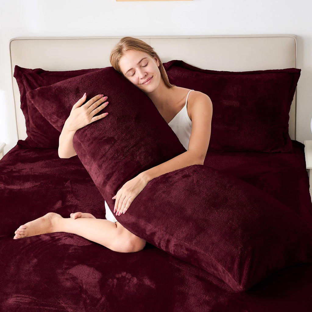Faux Fur Pillow Cases Set of 2, Luxury Ultra Soft Fuzzy Pillowcases, Fluffy Plush Velvet Pillow Covers with Zipper, Cozy Warmth and No Shedding