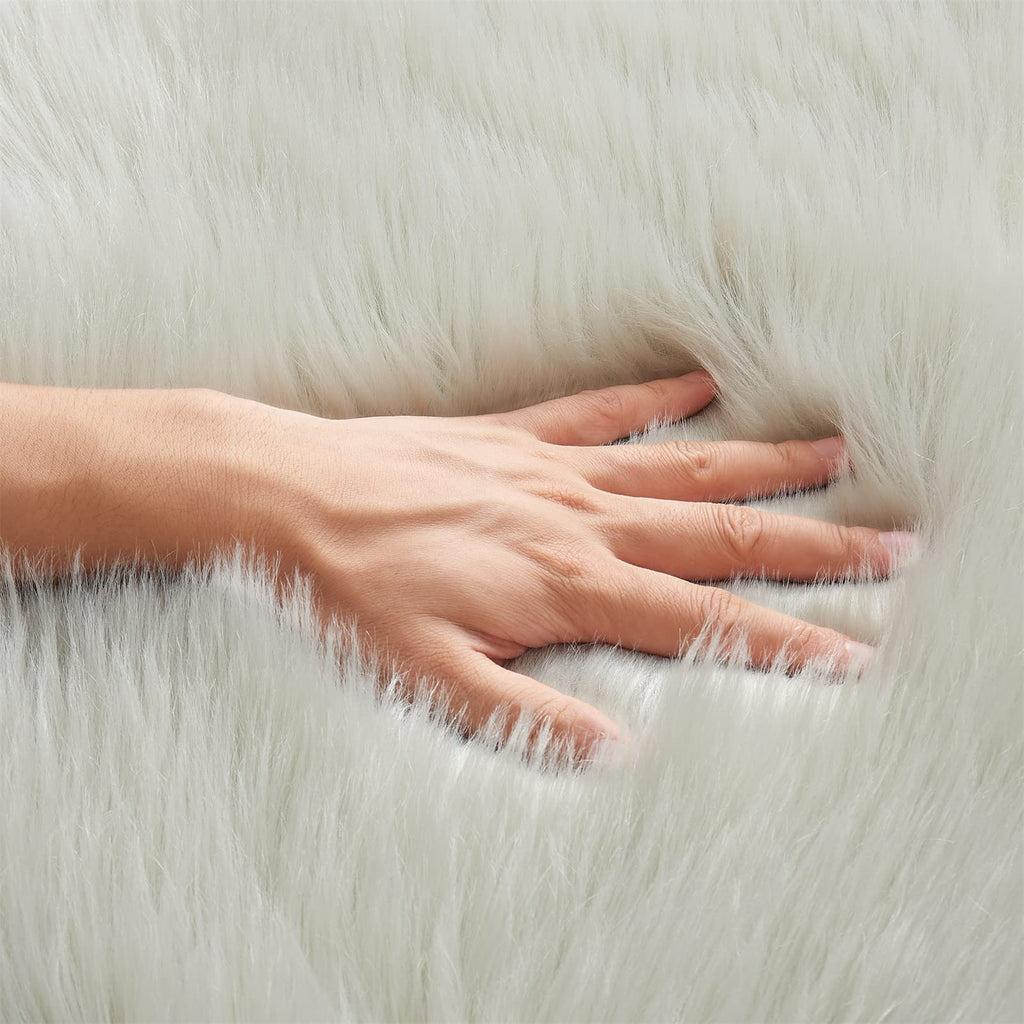 Ultra Soft Faux Fluffy/Fuzzy Shaggy Area Rug - Fur Chair Cover Seat Pad