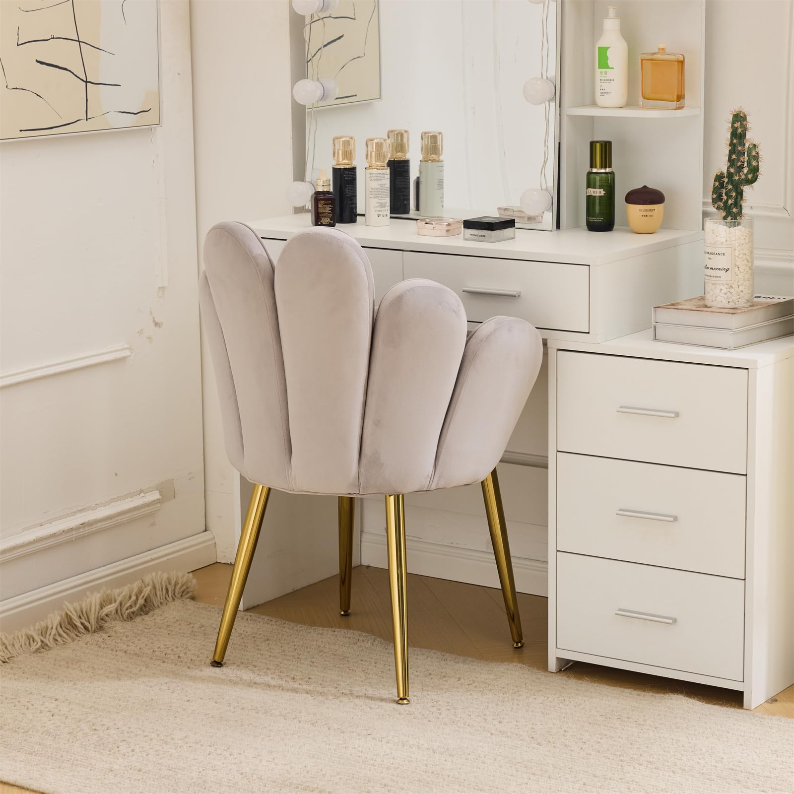 Cute, non-wheeled desk chair with backrest, fluffy cushion, cozy makeup chair with adjustable golden legs