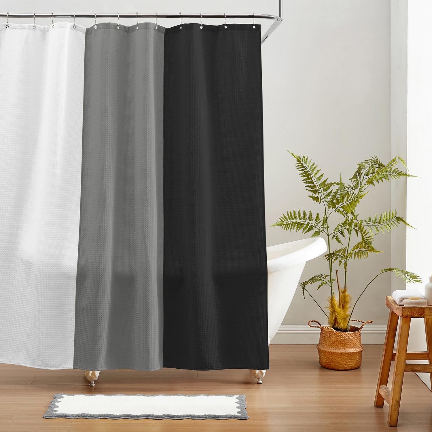 Wavy Bath Mat with Scalloped Ripple Design, Microfiber Absorbent Non Slip Tufted Rug