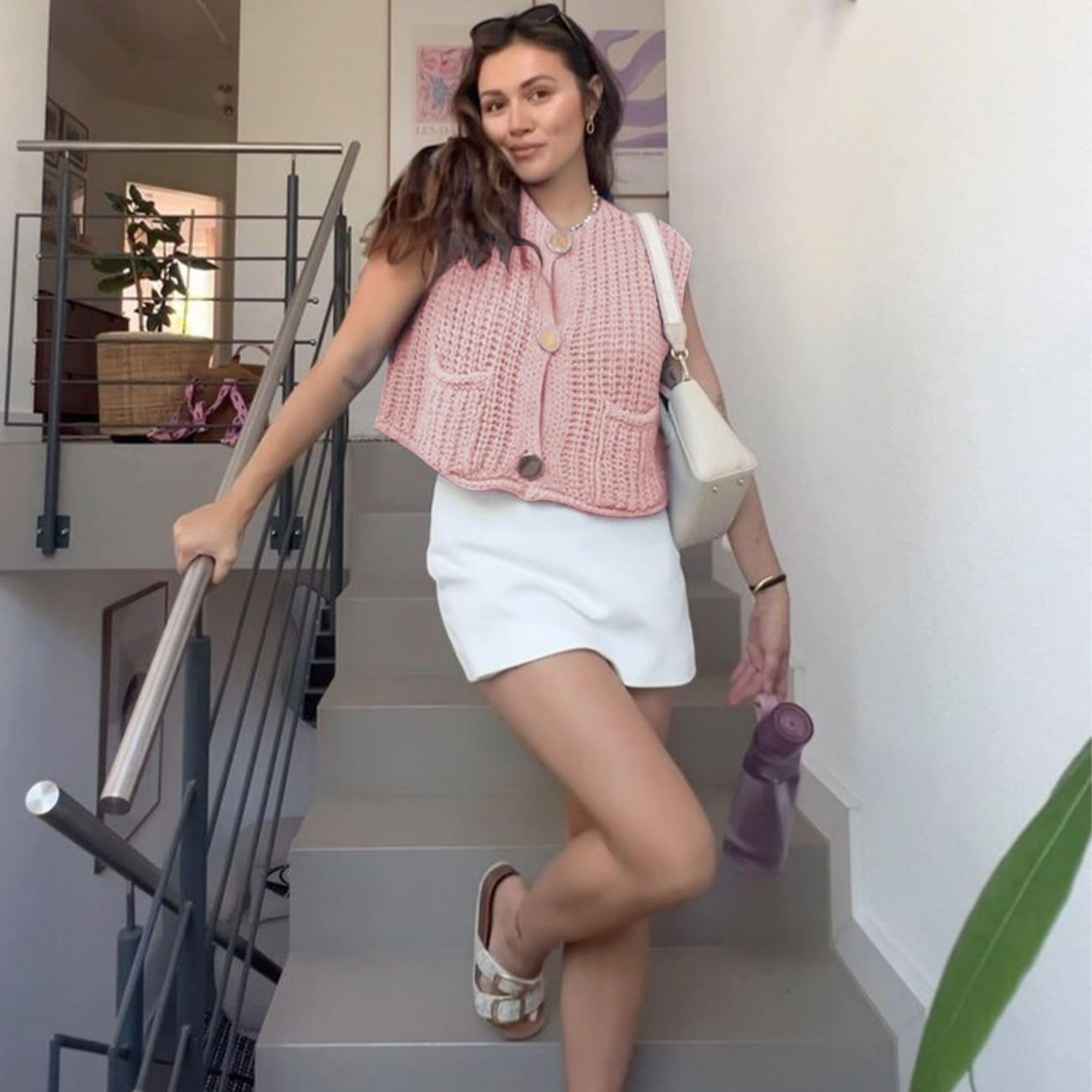 Women's Cropped Sweater Vest Cute Crewneck Button Down Sleeveless Crop Knit Cardigan with Pocket