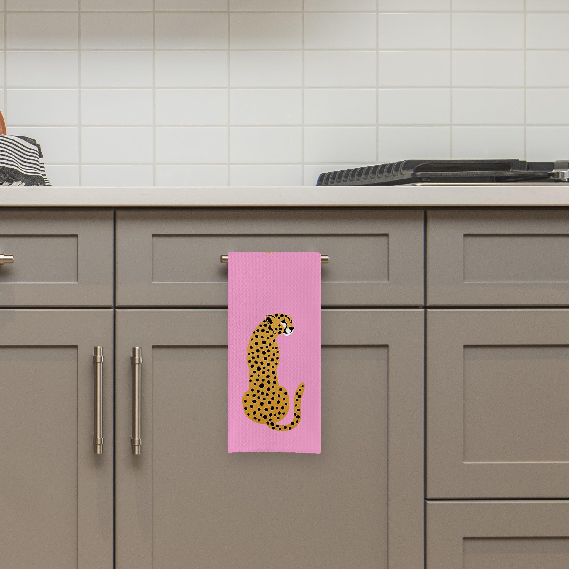 Preppy Cheetah Leopard Waffle Weave Kitchen Dish Towel Cloth Decor, Preppy Bathroom Decor (24x16inch)