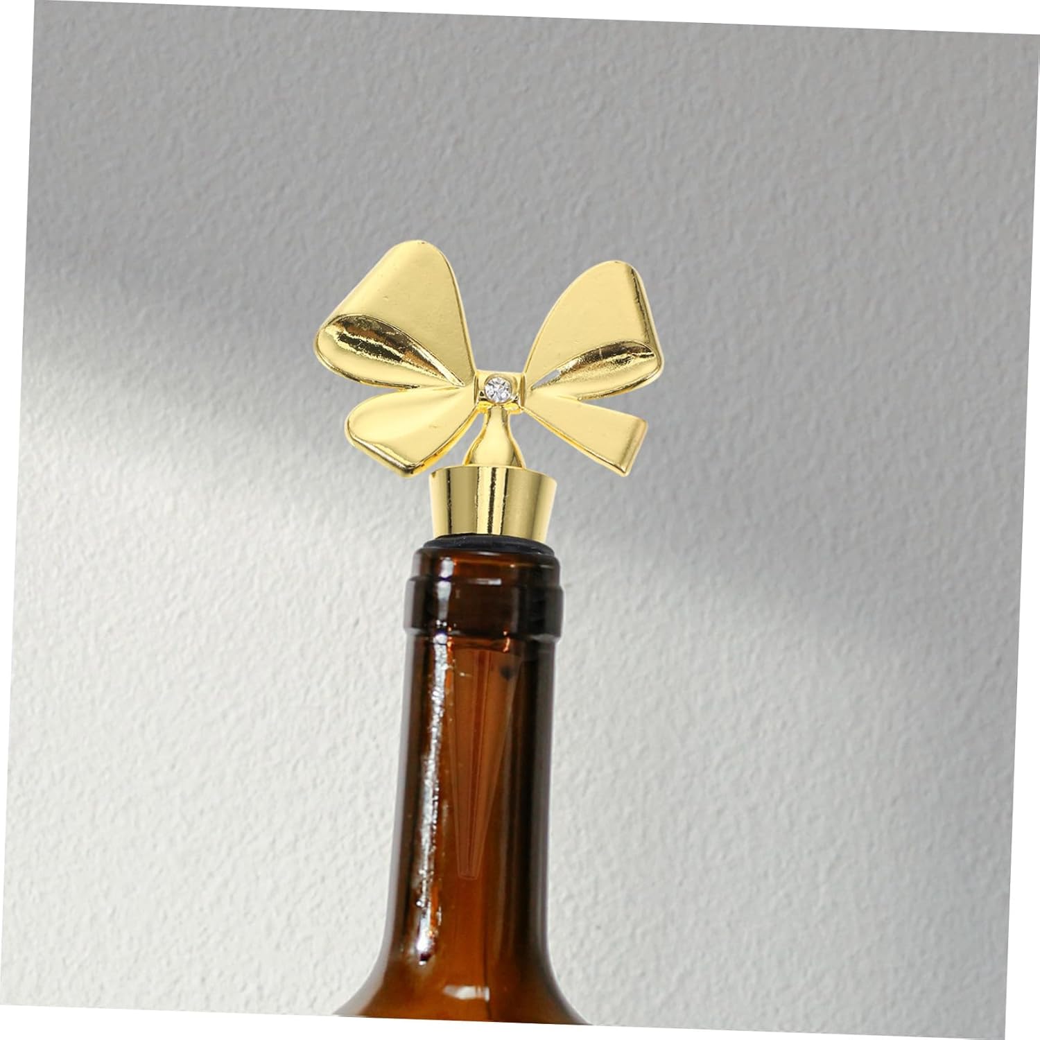 Gold Bow Shaped Bottle Stopper Alloy Silicone Wine Bottle Plug Decorative Wine Beverage Bottle Corks to Keep Fresh